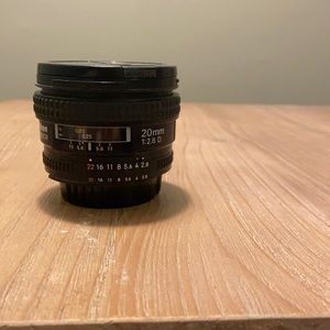 Nikon AF Nikkor 20 mm 1:2.8 D